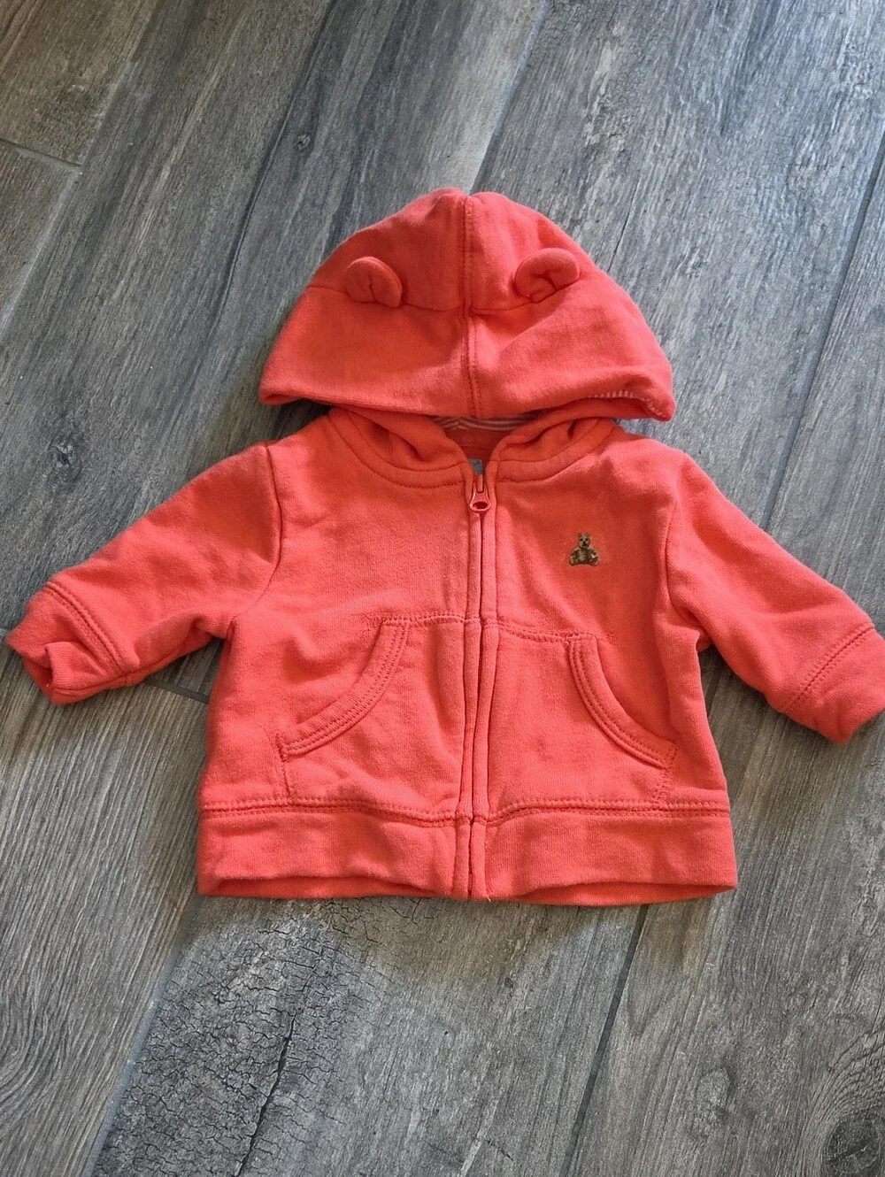 GAP Baby EUC 0-3 Months Coral Hoodie, Striped Pants and Giraffe Sweater Hat